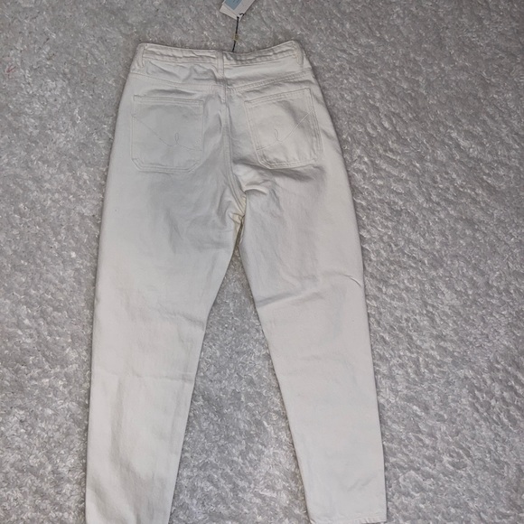 ByEgreis Arlene Mom Jeans Straight White Distressed NWT - Picture 4 of 5